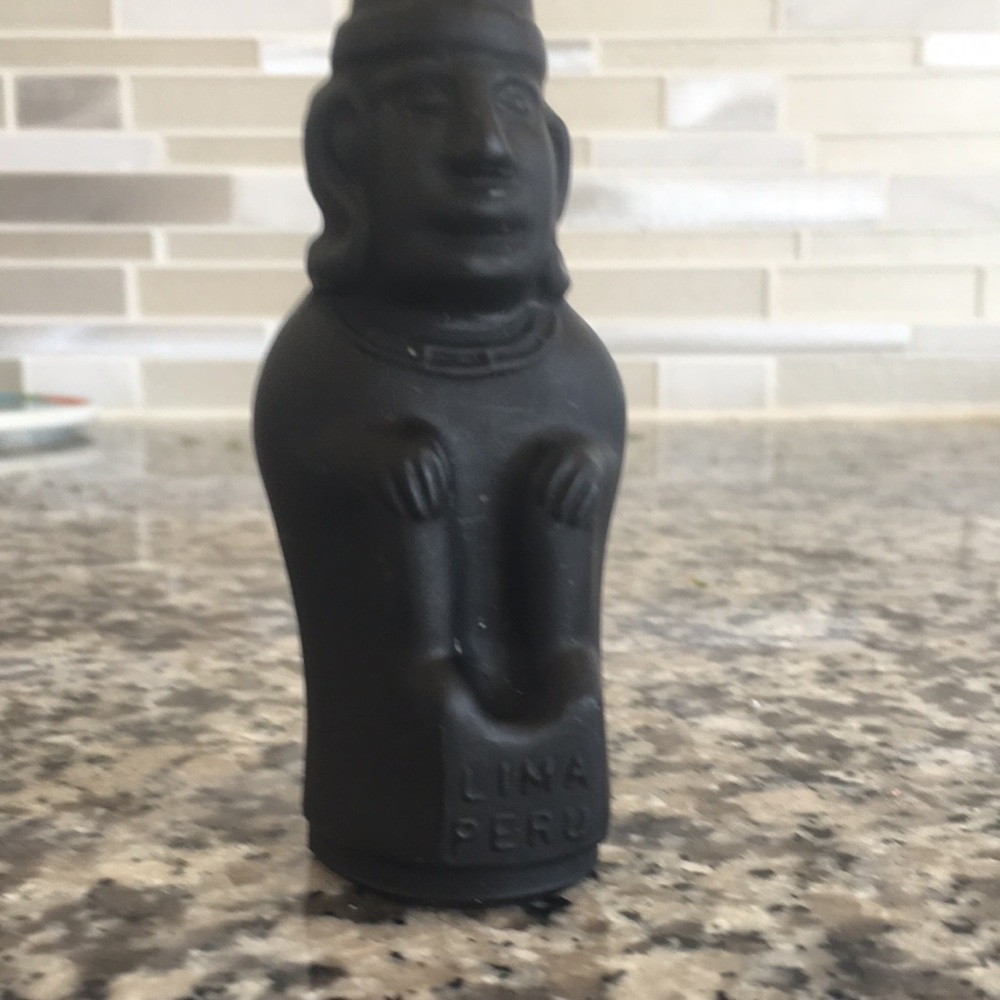 π *Vintage Peruvian Ranuzzi Inca Figure Bottle* π - Picture 15 of 16